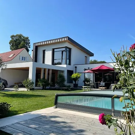 Maison Familiale Avec Piscine